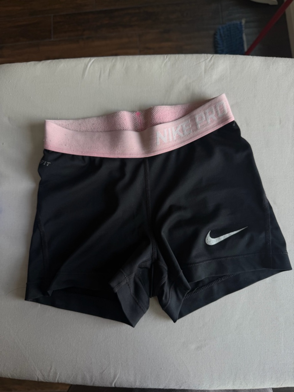 Nike Pro big Kids girls / youth Black Bike shorts